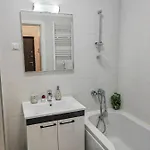 Sunset 75 * בוקרשט