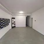 Sunset 75 アパート